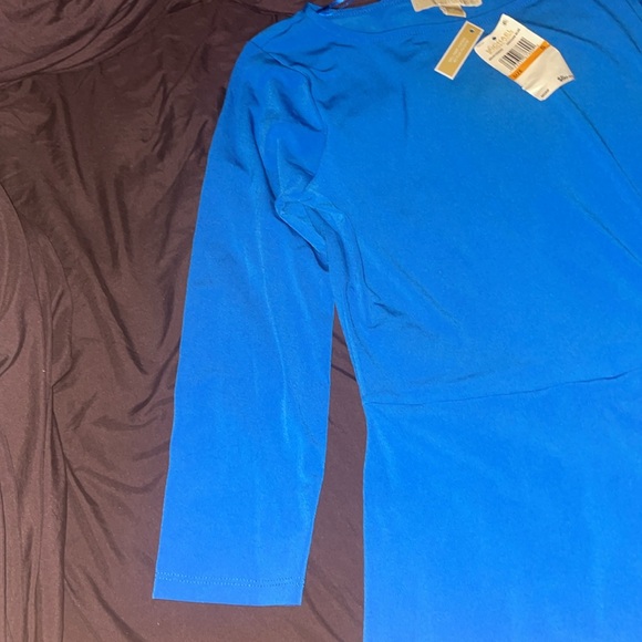 Michael Kors Women's Ring Twist Asymmetrical-Hem Top - Picture 8 of 15